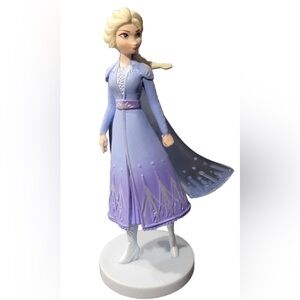 Disney Frozen 2 Queen Elsa Plastic 4” Inch Figurine Cake Topper